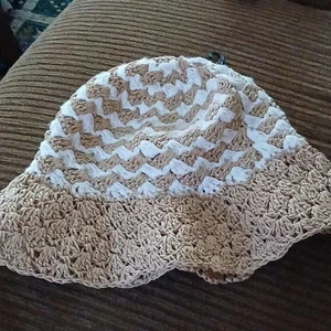 Daniele Meucci Paper Straw Tan and White Women's Hat - Picture 1 of 6