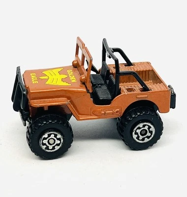 Jeep Matchbox International 5 4 x 4 en bronce oscuro con base de metal, ¡como nuevo! Foto 1 de 3