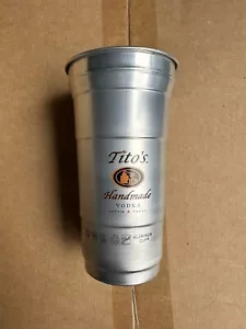 30 tazas de aluminio Tito’s Vodka nuevas de 12 oz - Imagen 1 de 2