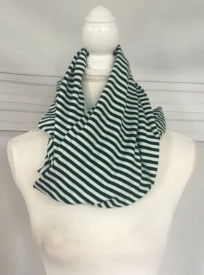 Bufanda Lululemon Vinyasa Hyper Stripe Mint Moment negra Foto 1 de 3