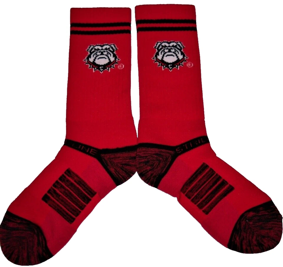 Meias GEORGIA BULLDOGS COMPRIMENTO MÉDIO COM ROSTO DE CACHORRO SELVAGEM (HOMENS 8-12, MULHERES 9.5-13.5) - Imagem 1 de 4