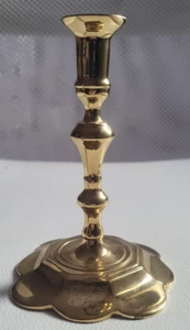 Virginia Metal Crafter Candle Stick/Holder Brass 1999 Williamsburg 4 3/4 " Nice - Picture 1 of 6