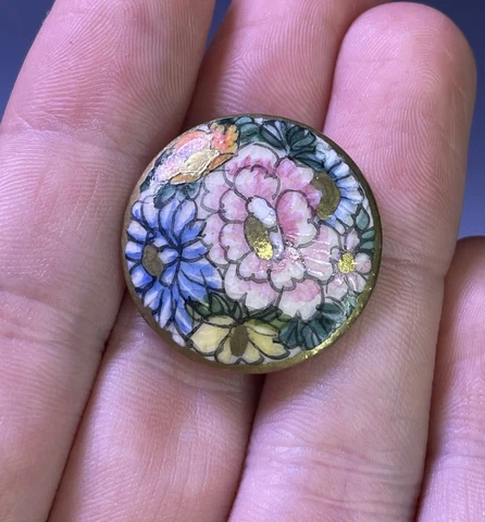 Antique Japanese Meiji Era Satsuma Pottery Millefiori Flower Button Hand Painted Cover