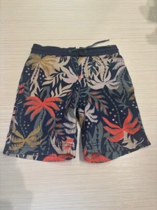 OLD NAVY HAWAIIAN SWIM SHORTS BOYS (SIZE BOYS MEDIUM) - Picture 1 of 3