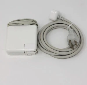 Genuine Apple Used MagSafe A1184 60W Macbook Pro AC Adapter Battery Charger - Picture 1 of 8