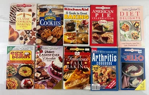Lot of 10 Favorite Brand Name Recipes Booklets Baking Desserts Jell-O Meals - Picture 1 of 10