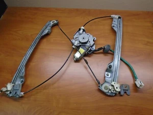 03-06 G35 SEDAN FRONT DRIVER LEFT WINDOW REGULATOR & MOTOR ASSEMBLY OEM - Picture 1 of 5