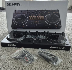 Pioneer DJ DDJ-REV1 2-Kanal-DJ-Controller - Serato DJ Lite - Picture 1 of 4