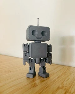 Adorable 3D Printed Articulated Robot Desk Toy | Miniature Fidget Figure Kids - Picture 1 of 5