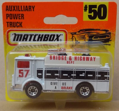 Matchbox - Mack Auxilliary Power Truck - 1996 release - mint sealed on card - Image 1 of 4