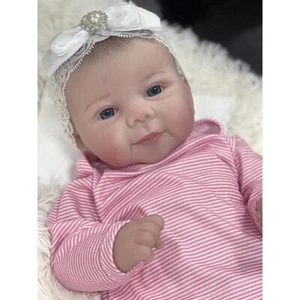 19" Lifelike Reborn Baby Dolls Cloth Body Soft Vinyl Newborn Girl Doll Kids Gift - Picture 1 of 9