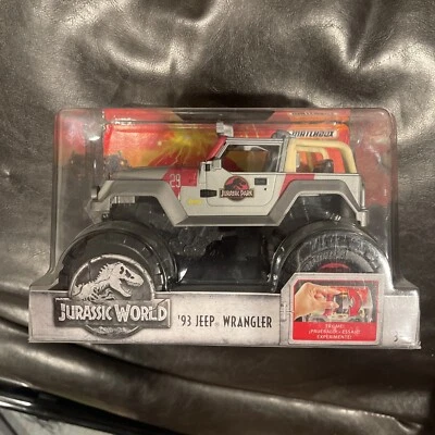 Matchbox Jurassic World '93 Jeep Wrangler 1:24 Scale JP29 - Image 1 of 4