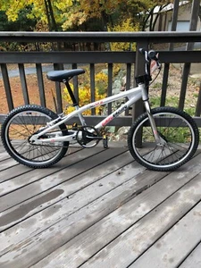 Giant GFR BMX Bike 20 inch Silver and chrome - Picture 1 of 6