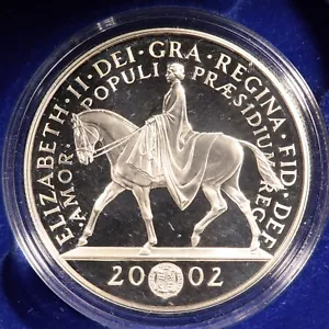 2002 ELIZABETH II SILVER PROOF £5 FIVE POUND COIN CASED: GOLDEN JUBILEE (#7641) - Picture 1 of 5