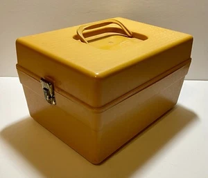 Vintage MCM Senf Wil-Hold Gold Kunststoff Aufbewahrung Flip Lock Nähbox - Bild 1 von 6
