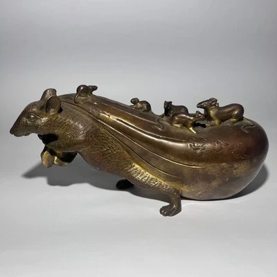 Vintage Chinese Bronze Rat Statue Mouse Family Zodiac Feng Shui Home Decor 1180g - Image 1 of 4