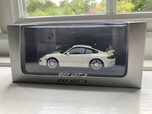 Porsche 911 (997) GT3 3.6 Mk1 2006 White Minichamps 1/43 WAP02012016 - Picture 1 of 9