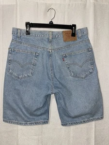 VTG ‘01 Levis 505 Men’s 36x9 Denim Shorts Light Wash Red Tab Y2K - Picture 1 of 17