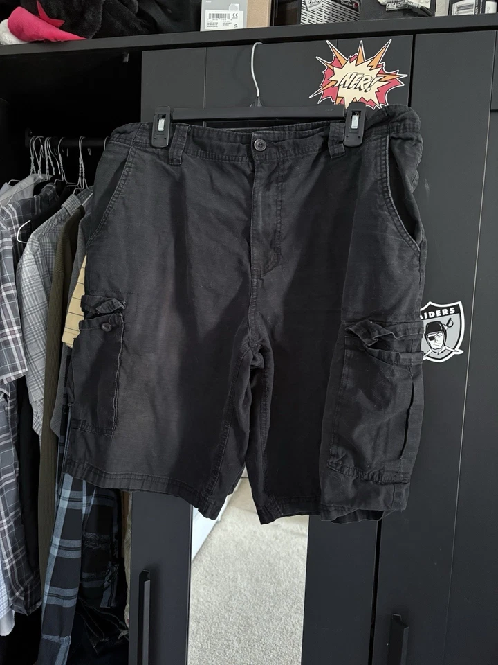 Pantalones cortos cargo negros Beverly Hills Polo Club para hombre talla 36 Foto 1 de 3