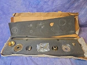 BALDWIN- Estates- 24" Towel Bar - Polished Brass - New Old Stock 3121 030 - Picture 1 of 9