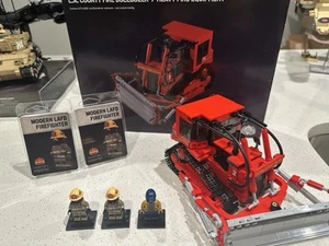 Brickmania L.A. County Bulldozer + 2 LAFD Feuerwehr Minifiguren - Bild 1 von 3