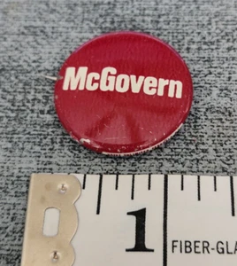 Vintage McGovern Presidential Candidate Campaign Pin Button - Picture 1 of 2