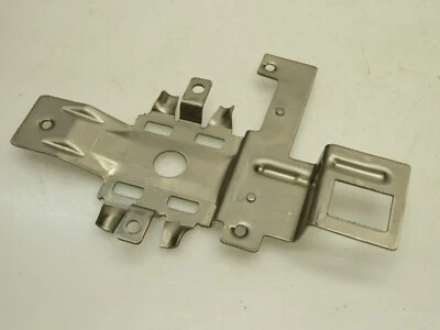 Soporte de sujeción de cable de motor techo corredizo Jaguar XJ6 y XJ8 1995-2003 HNA1761AA Foto 1 de 3