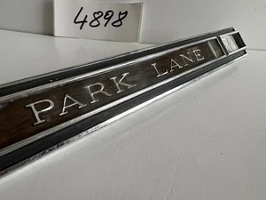 Emblema Mercury Park Lane 1966 vintage C6MB-63291B62-C - Imagen 1 de 7