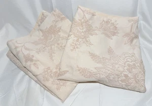 Nicole Miller Artelier Pink Matelasse King Size Shams - Picture 1 of 5