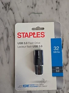 Staples Brand High-Quality Flash — NEW — FREE Ship - Picture 1 of 2