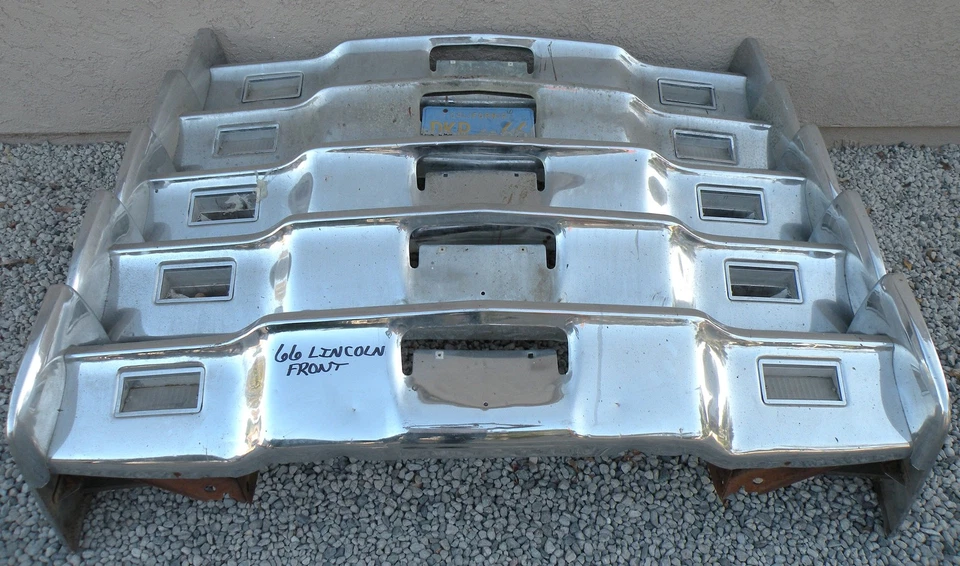 X PARAGOLPES DELANTERO LINCOLN CONTINENTAL NUEVO TRIPLE CHAPADO CROMADO 1966-1967 66-67 OEM Foto 1 de 4