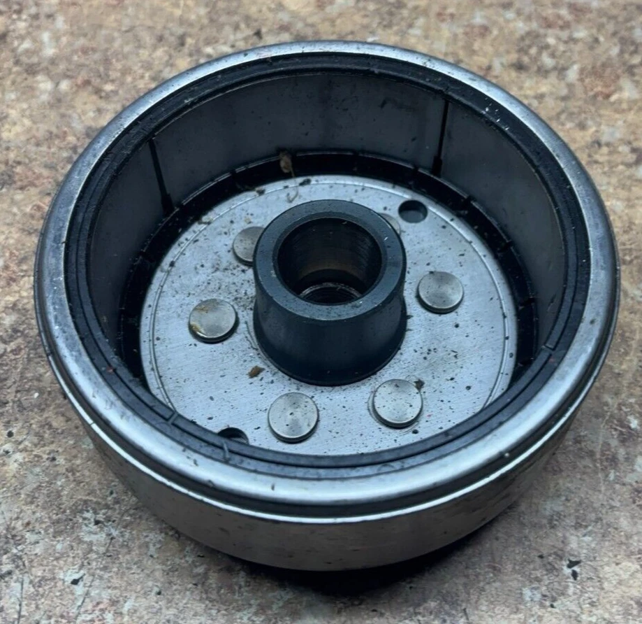 Honda Interceptor VF 500 1985 alternador rotor volante Magneto VF500 1984 C11 Foto 1 de 3