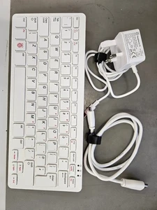 Raspberry Pi 400 Ubuntu 22.04 computer built into a compact keyboard - Afbeelding 1 van 4