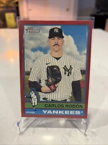 2025 Topps Heritage - Carlos Rodon #481 Red Border SP - Bild 1 von 2