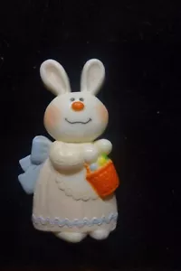 1975 Hallmark Easter Bernadette Bunny Rabbit Pin - Picture 1 of 3