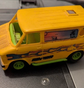 1975 Monogram Snap-Tite 1/32 CHEVY VAN No 1001 Model Kit Built Missing pieces - Picture 1 of 8