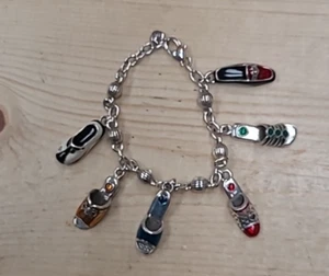 Adorable Women Shoe Charm Bracelet Vintage Brighton Taiwan - Picture 1 of 12