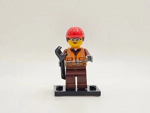 LEGO minifigure Construction Worker cty0934 CITY Town 60200 female brown arms - Picture 1 of 4