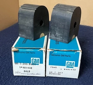 Corvette rear Stabilizer Bushings (2) - 1968 - 1974 - NOS - GM# 481432 - Picture 1 of 5