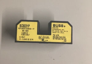 Pack of 1 Bussmann Series BC6031P Fuse Block - Picture 1 of 2