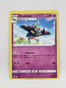 Miscut Error Pokemon Tarjeta Rebel Clash Drakloak 090/192 CASI COMO NUEVA+ - Imagen 1 de 8