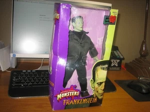NOS--UNIVERSAL STUDIOS FRANKENSTEIN MONSTER SIGNATURE SERIES KENNER 1998 - Bild 1 von 5