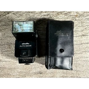 Minolta Auto 320X Blitzgerät mit Tasche für Filmkameras ungetestet as-is - Bild 1 von 11