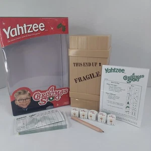 Yahtzee A Christmas Story Hasbro 2014 Fragile Leg Crate Complete with BOX - Picture 1 of 6