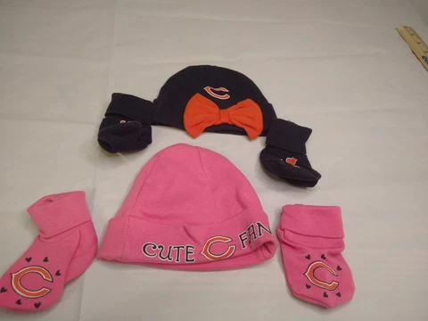 Chicago Bears Infant Cap Hat And Booties Set Girls Size 0-6 Months Pink Cover