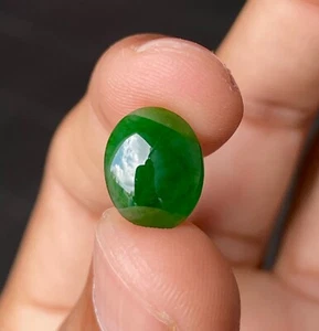 Type-A. Natural imperial Burma Jade. Translucent icy green Jadeite cabochon - Picture 1 of 11