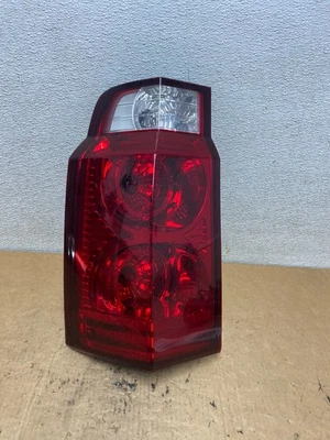 Luz trasera lateral izquierda Jeep Commander 2006 a 2010 OEM T3193 DG Foto 1 de 4
