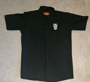 Misfits Crimson Ghost Mens Black Button Down Work Shirt Size Med Red Cap - Picture 1 of 16