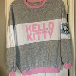Sudadera Hello Kitty Juniors XL Gris y Blanco Polar Cuello Redondo Pullover Sanrio - Imagen 1 de 8