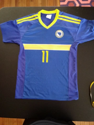 Dzeko 11 Bosnia Herzegovina Soccer Football Shirt Men's Small Medium Jersey Cover